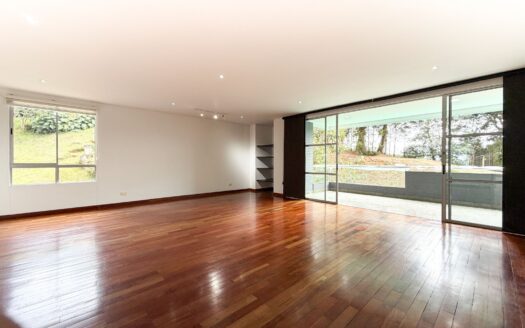 Apartamento en arriendo – La Calera, El Poblado