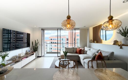 Apartamento amoblado en arriendo – El Poblado, Medellín