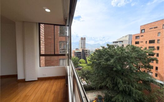 Apartamento en venta en Loma de Los González – El Poblado