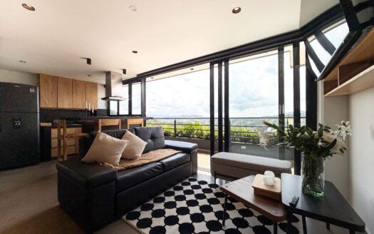 Apartamento en renta en el Poblado, vía Las Palmas
