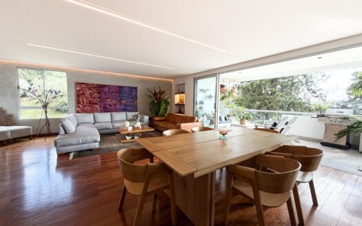 Apartamento en venta en La Calera, El Poblado