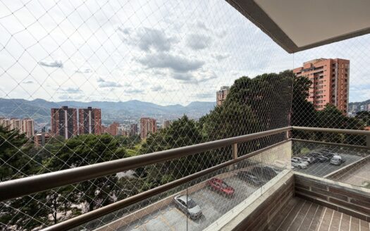 Apartamento en renta en Loma de Linares, El Poblado