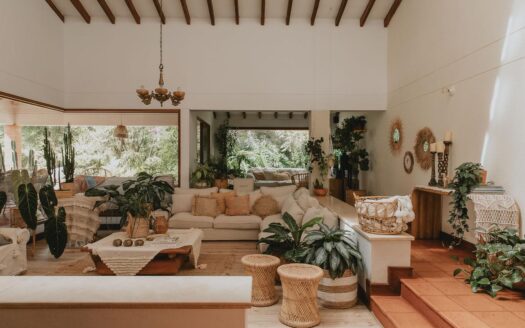 Casa en venta en Loma de los Balsos | El Poblado, Medellín