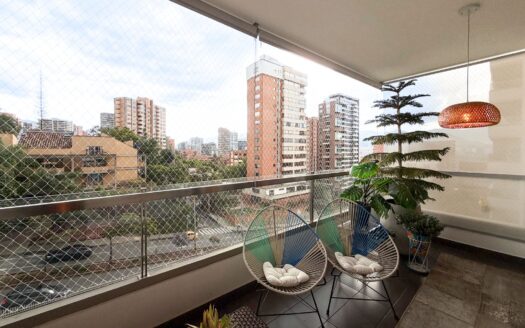 Apartamento en venta o arriendo amoblado en El Poblado